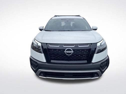 2025 Nissan Pathfinder Rock Creek 4WD