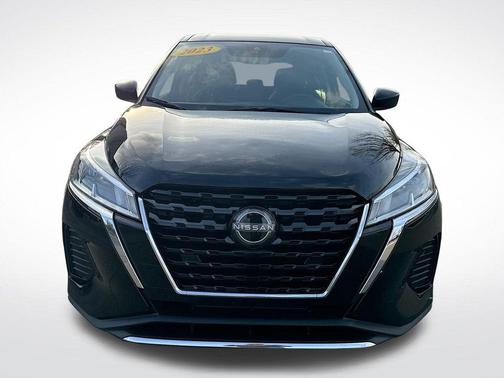 2023 Nissan Kicks S