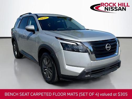 Brilliant Silver Metallic 2025 Nissan Pathfinder SV