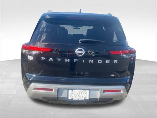 2024 Nissan Pathfinder SL FWD