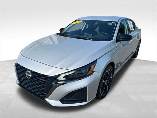 2024 Nissan Altima SR FWD