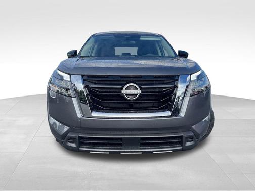 2025 Nissan Pathfinder S FWD
