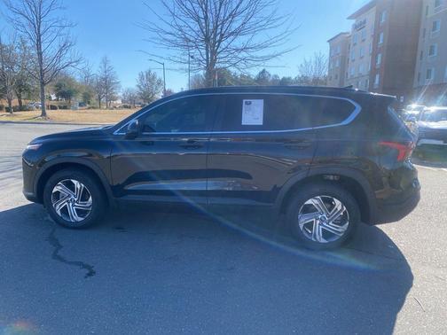 2023 Hyundai SANTA FE SE