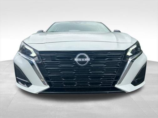 2025 Nissan Altima S FWD
