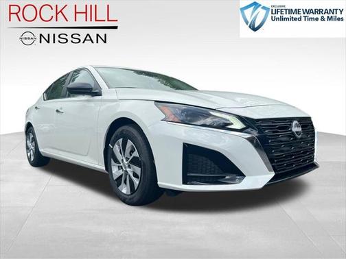 2025 Nissan Altima S FWD