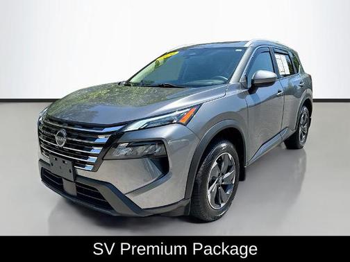 Gun Metallic 2024 Nissan Rogue SV