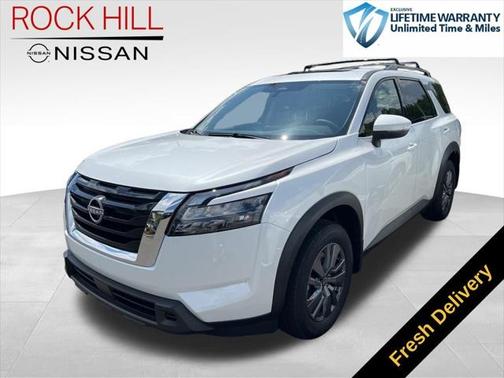 2025 Nissan Pathfinder SV FWD
