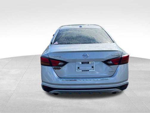 2022 Nissan Altima Platinum Intelligent AWD