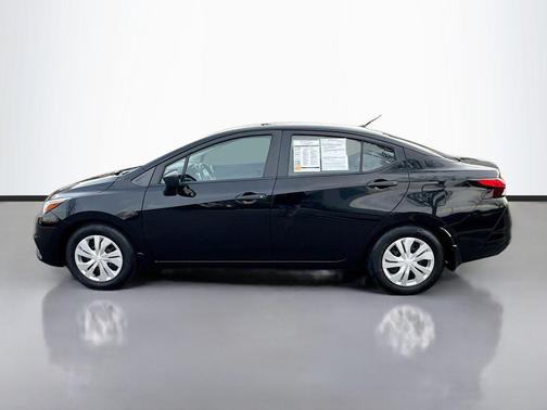 2021 Nissan Versa 1.6 S