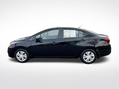 2021 Nissan Versa 1.6 S