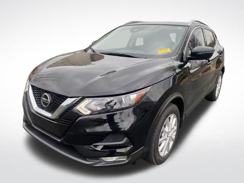 2022 Nissan Rogue Sport SV