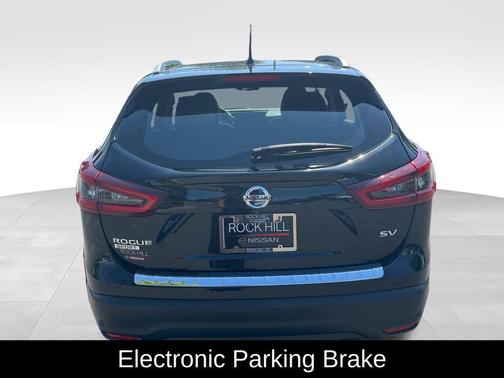 2022 Nissan Rogue Sport SV