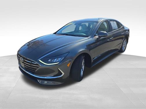2023 Hyundai SONATA SE