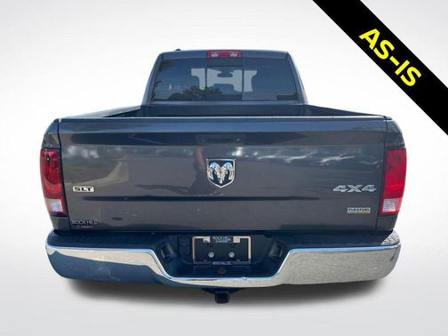 2018 RAM 1500 SLT