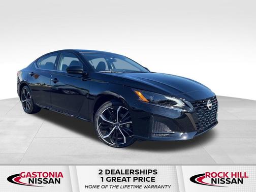 2025 Nissan Altima SR FWD
