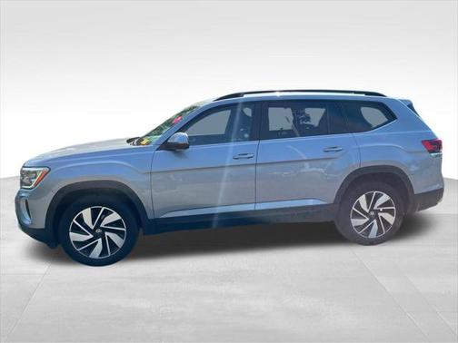 2024 Volkswagen Atlas 2.0T SE w/Technology 4MOTION