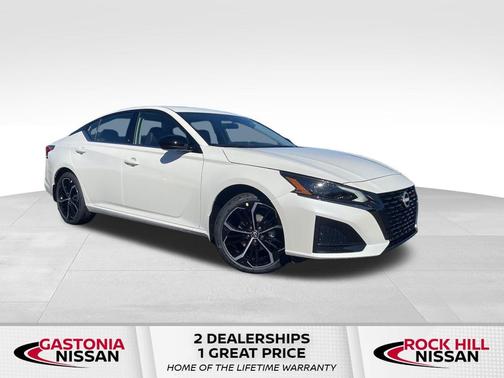 2025 Nissan Altima SR FWD