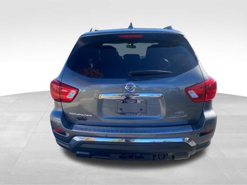2020 Nissan Pathfinder Platinum 4WD