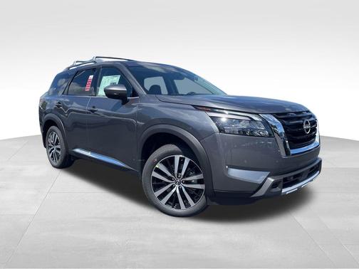 2025 Nissan Pathfinder Platinum FWD