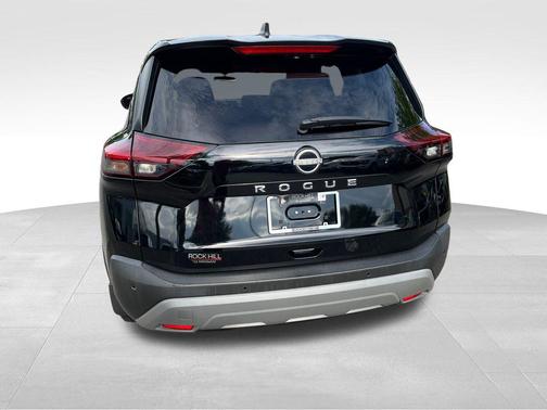 2022 Nissan Rogue S