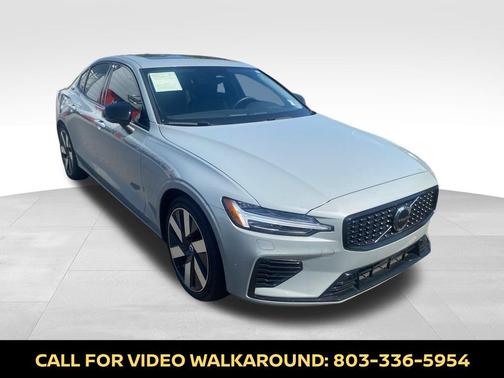 2024 Volvo S60 Recharge Plug-In Hybrid T8 Plus Dark Theme