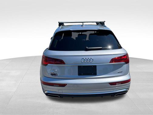 2024 Audi Q5 45 S line Premium Plus