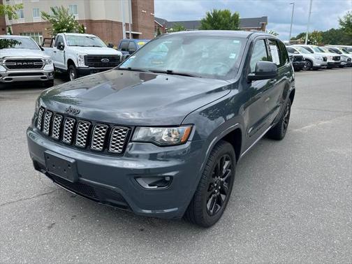 2017 Jeep Grand Cherokee Altitude