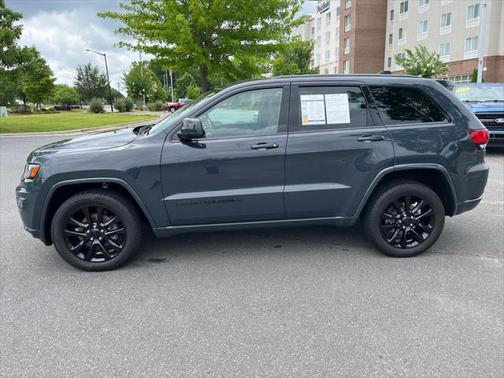 2017 Jeep Grand Cherokee Altitude