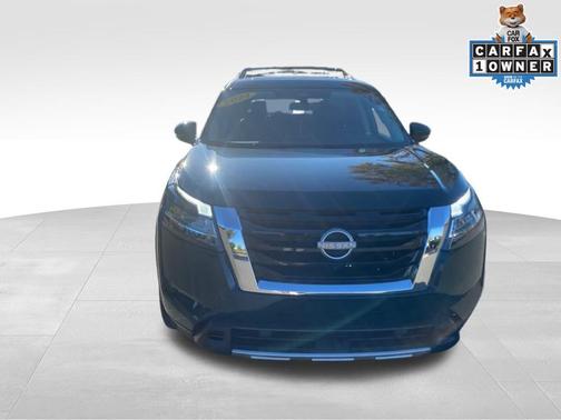 2024 Nissan Pathfinder SL FWD