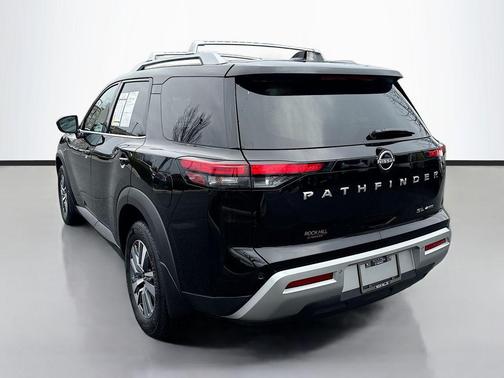 2024 Nissan Pathfinder SL 4WD