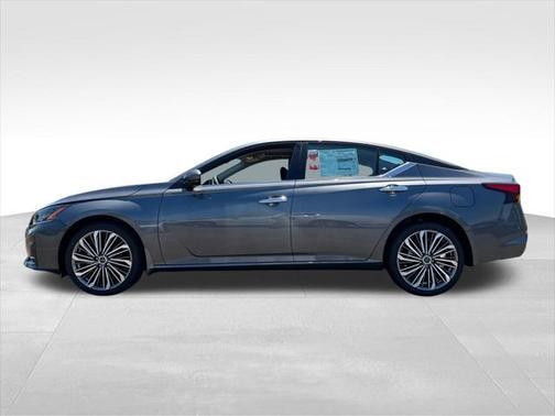 2024 Nissan Altima 2.5 SL