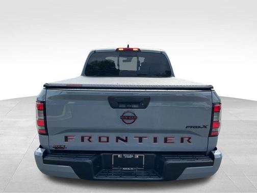 2024 Nissan Frontier PRO-X