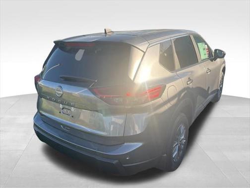 2025 Nissan Rogue S