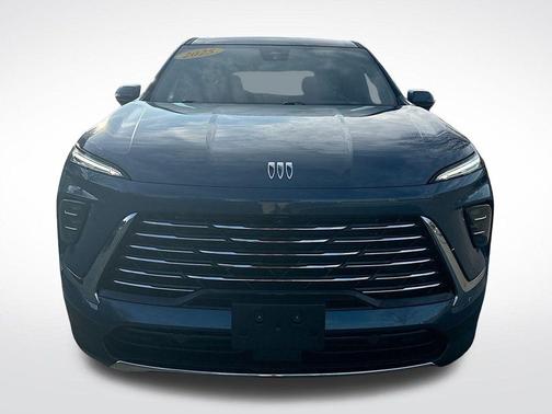 2025 Buick Enclave Preferred FWD