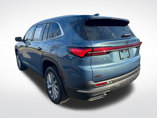 2025 Buick Enclave Preferred FWD