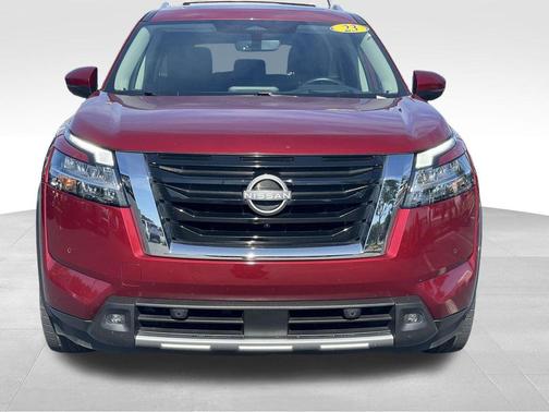 2023 Nissan Pathfinder Platinum 4WD