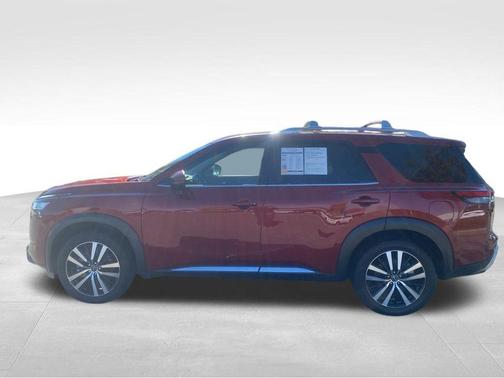 2023 Nissan Pathfinder Platinum 4WD