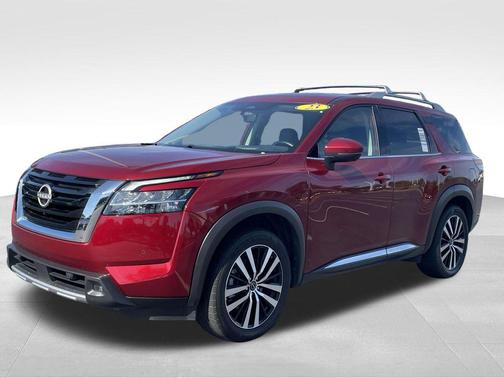 2023 Nissan Pathfinder Platinum 4WD