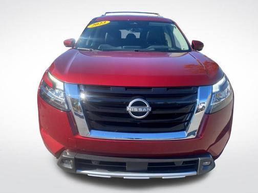 2023 Nissan Pathfinder Platinum 4WD