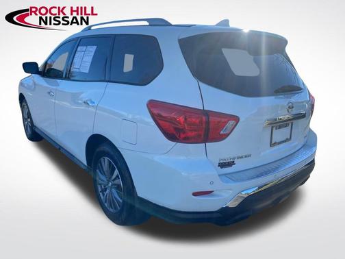 2020 Nissan Pathfinder SV 2WD