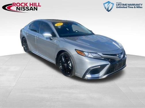 2024 Toyota Camry Hybrid SE