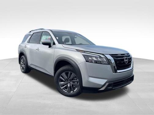 2025 Nissan Pathfinder SV FWD