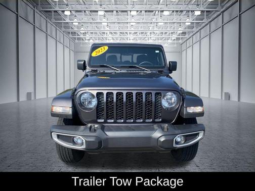 Granite Crystal Metallic Clearcoat 2023 Jeep Gladiator Sport S