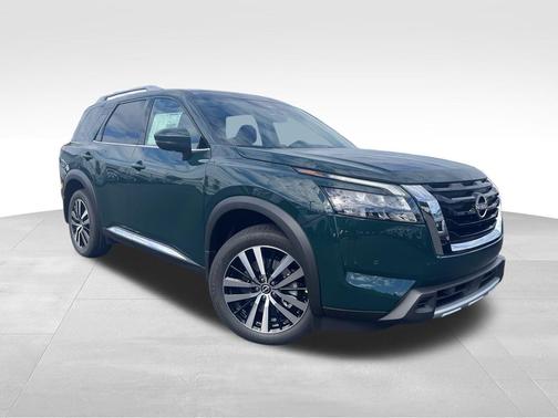 2025 Nissan Pathfinder Platinum 4WD