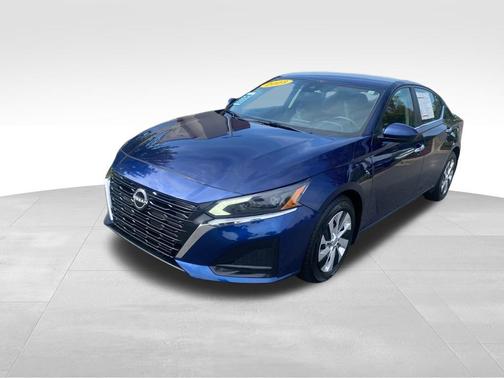 2023 Nissan Altima S FWD