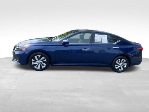 2023 Nissan Altima S FWD