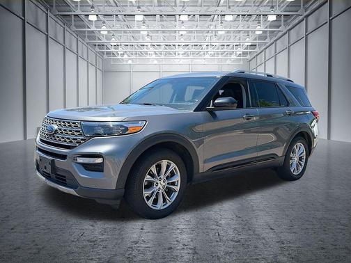 Gray Metallic 2024 Ford Explorer Limited