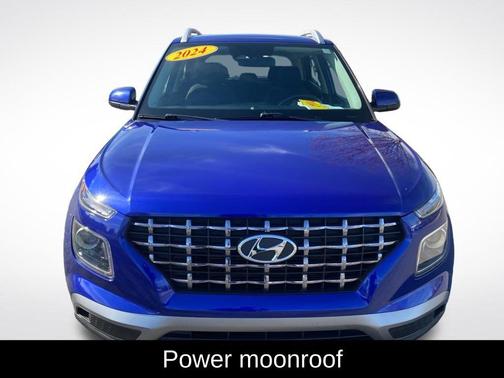 2024 Hyundai VENUE SEL
