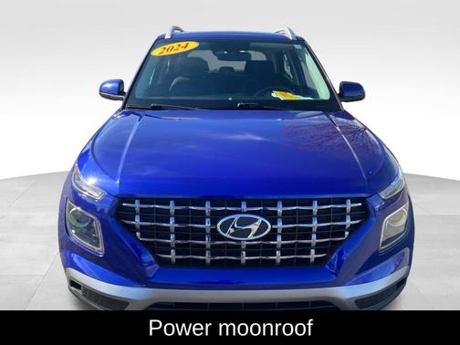 2024 Hyundai VENUE SEL