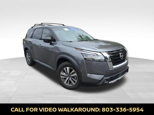 2022 Nissan Pathfinder SL 4WD